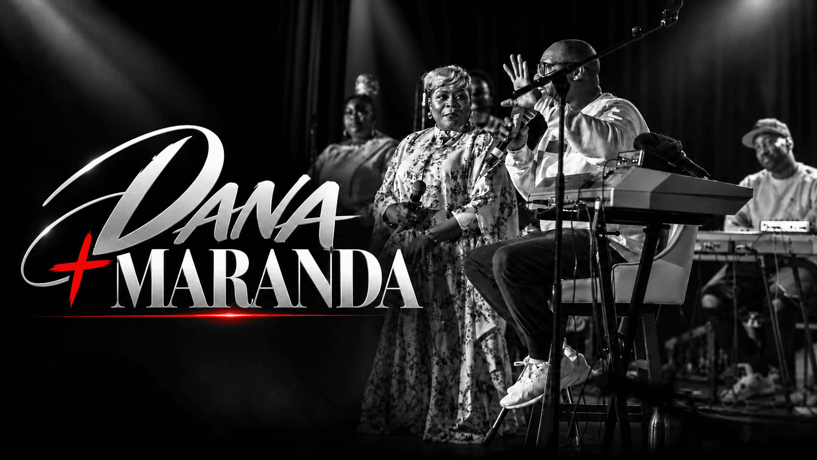 Dana Soréy and Maranda Curtis performing together with the band